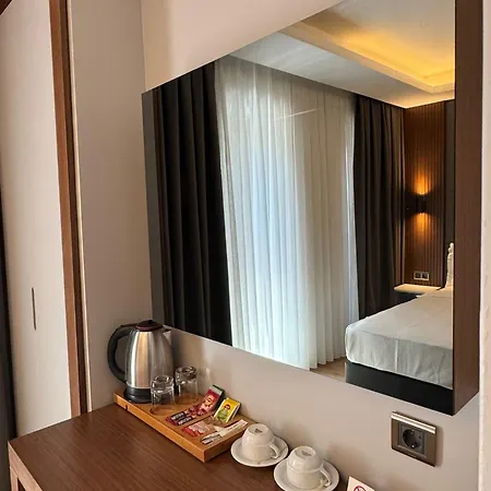 Hotel Center Hill Suites