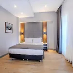 Center Hill Отель 2*