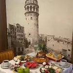 Отель Center Hill 2*
