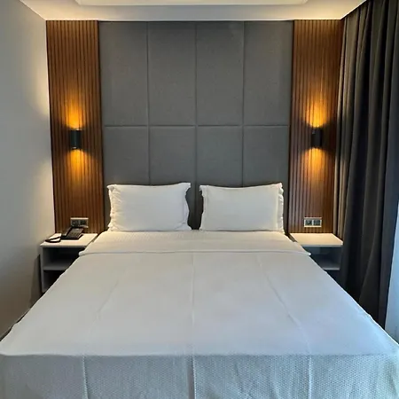 Center Hill Hotel Hotel 2*