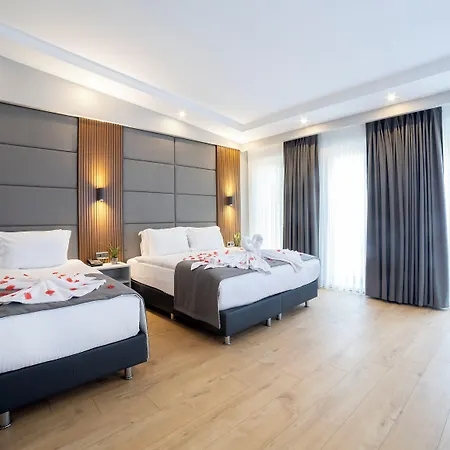 Center Hill Hotel 2*