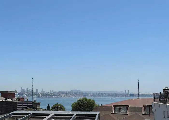 Center Hill فندق 2*