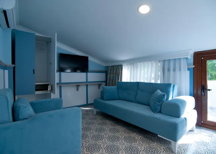 Center Hill فندق 2*