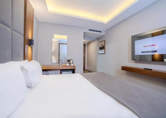 Center Hill فندق 2*