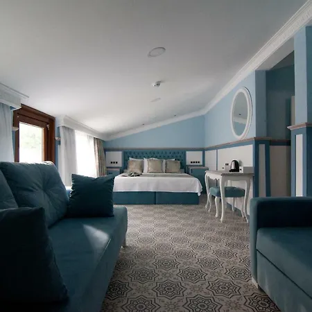 Center Hill Hotel 2*