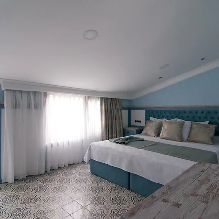 Hotel Center Hill
