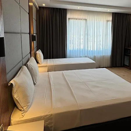 Center Hill Hotel 2*